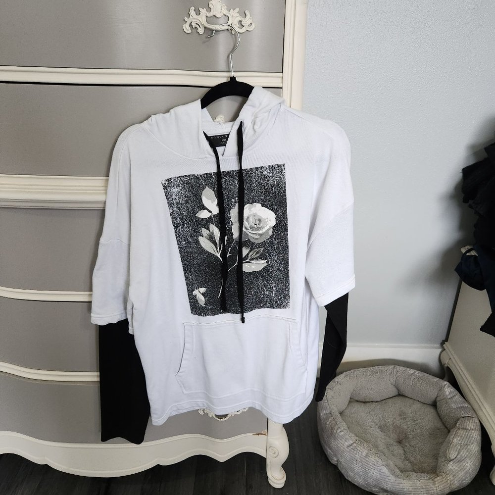 Selena Como La Flor sweatshirt